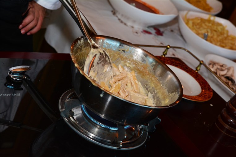 Sunday Lunch Buffet at Bay Lodge